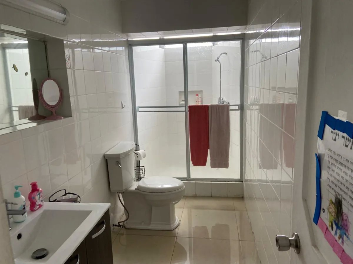 Apartment For Sale in Punta Paitilla