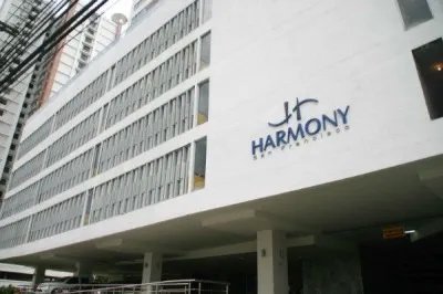 SE VENDE HERMOSO APARTAMENTO EN P.H. HARMONY TOWER