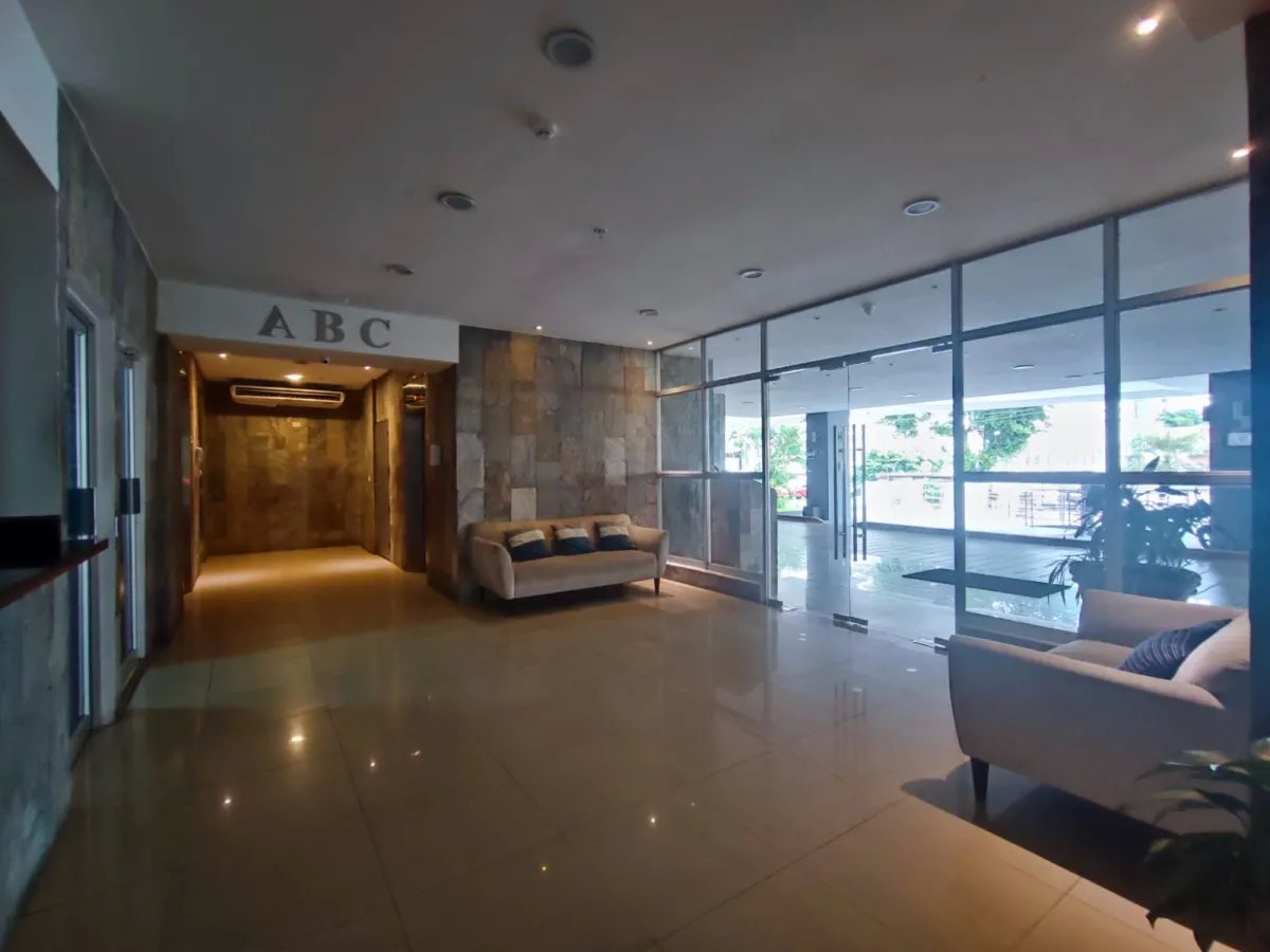 SE VENDE HERMOSO APARTAMENTO EN P.H. HARMONY TOWER