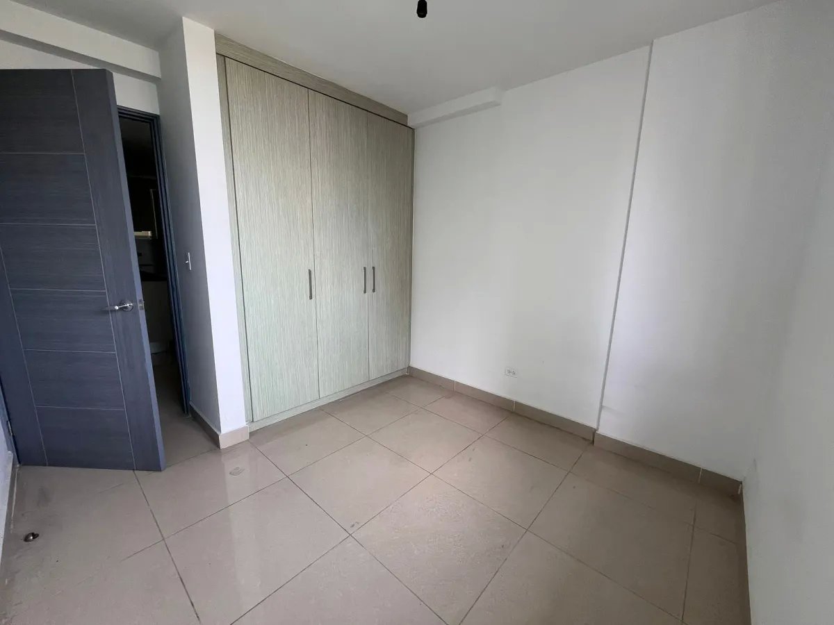 Apartment For Sale in Ancon