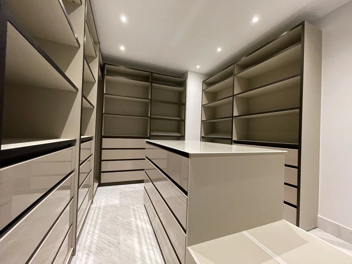 Apartment For Rent in Calle Winston Churchill