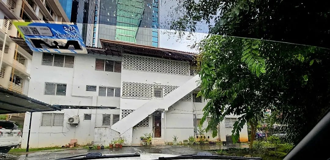 Se vende edificio cerca de Via Brazil