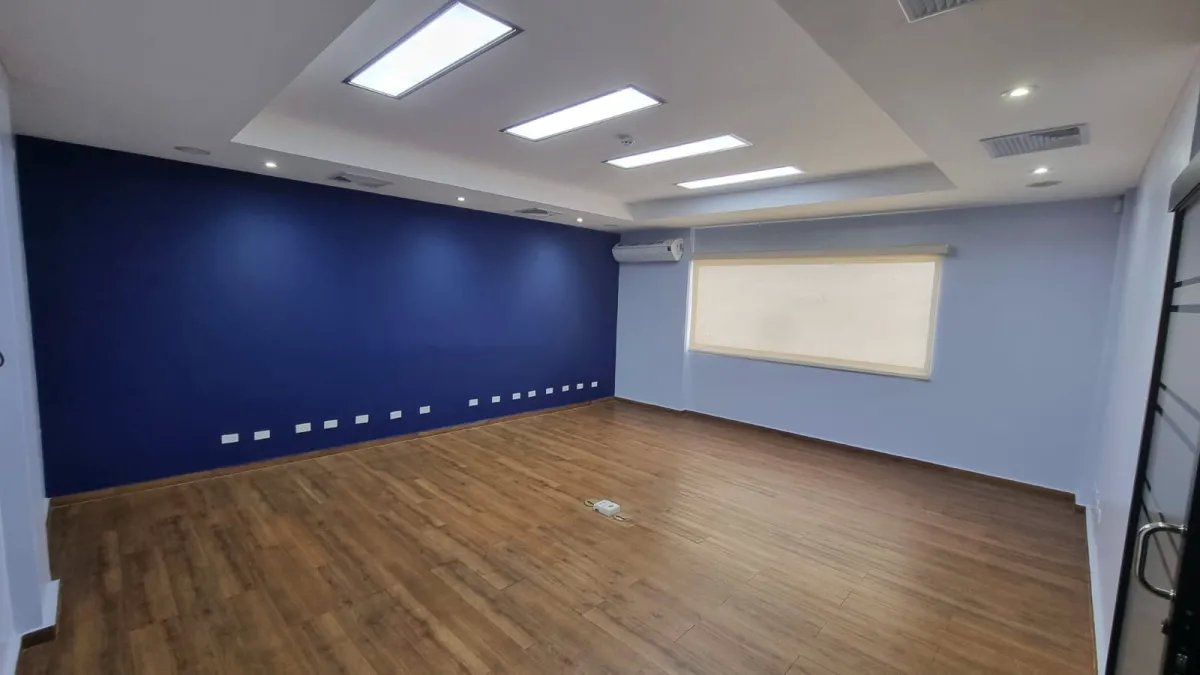 se vende o se alquila Edificio en costa del este