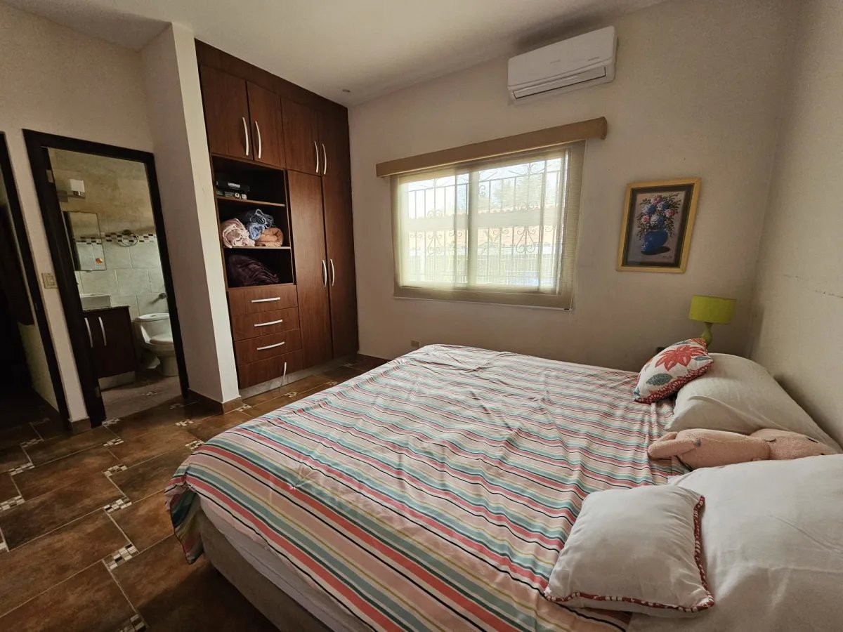 VENTA DE CASA AMOBLADA EN CORONADO