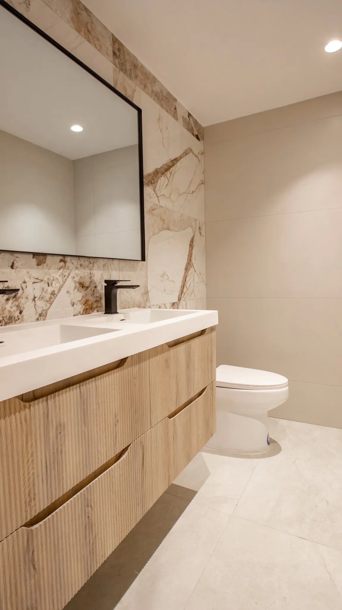 Apartment For Sale in PH Aurum