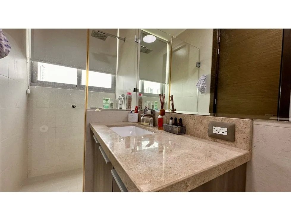 Se vende apartamento en Costa del Este, Panamá