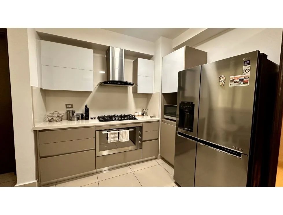 Se vende apartamento en Costa del Este, Panamá