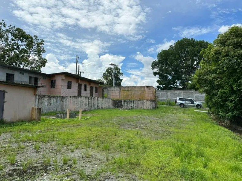 se vende terreno el Altos de tocumen