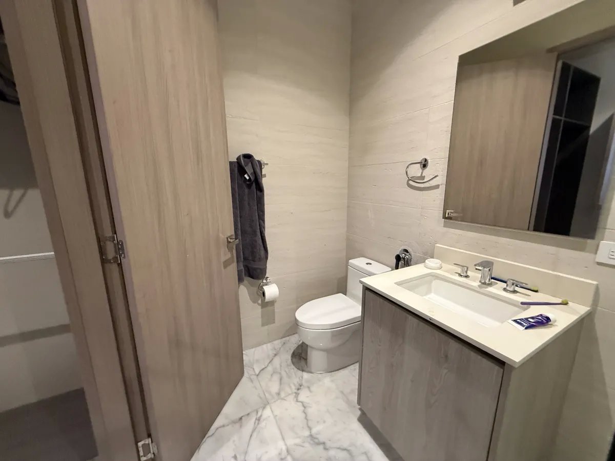 Apartment For Sale in PH Ocean Front