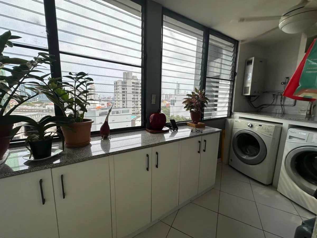 Se vente apartamento en PH Vista Obarrio