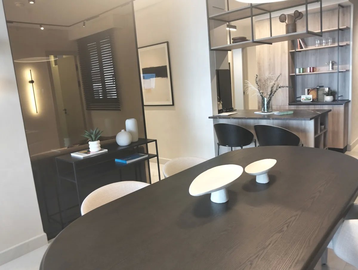 Apartment For Sale in Vía Cincuentenario