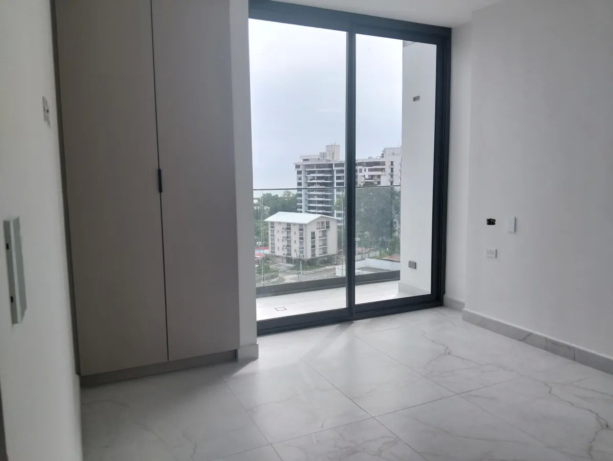 Apartment For Sale in Vía Cincuentenario