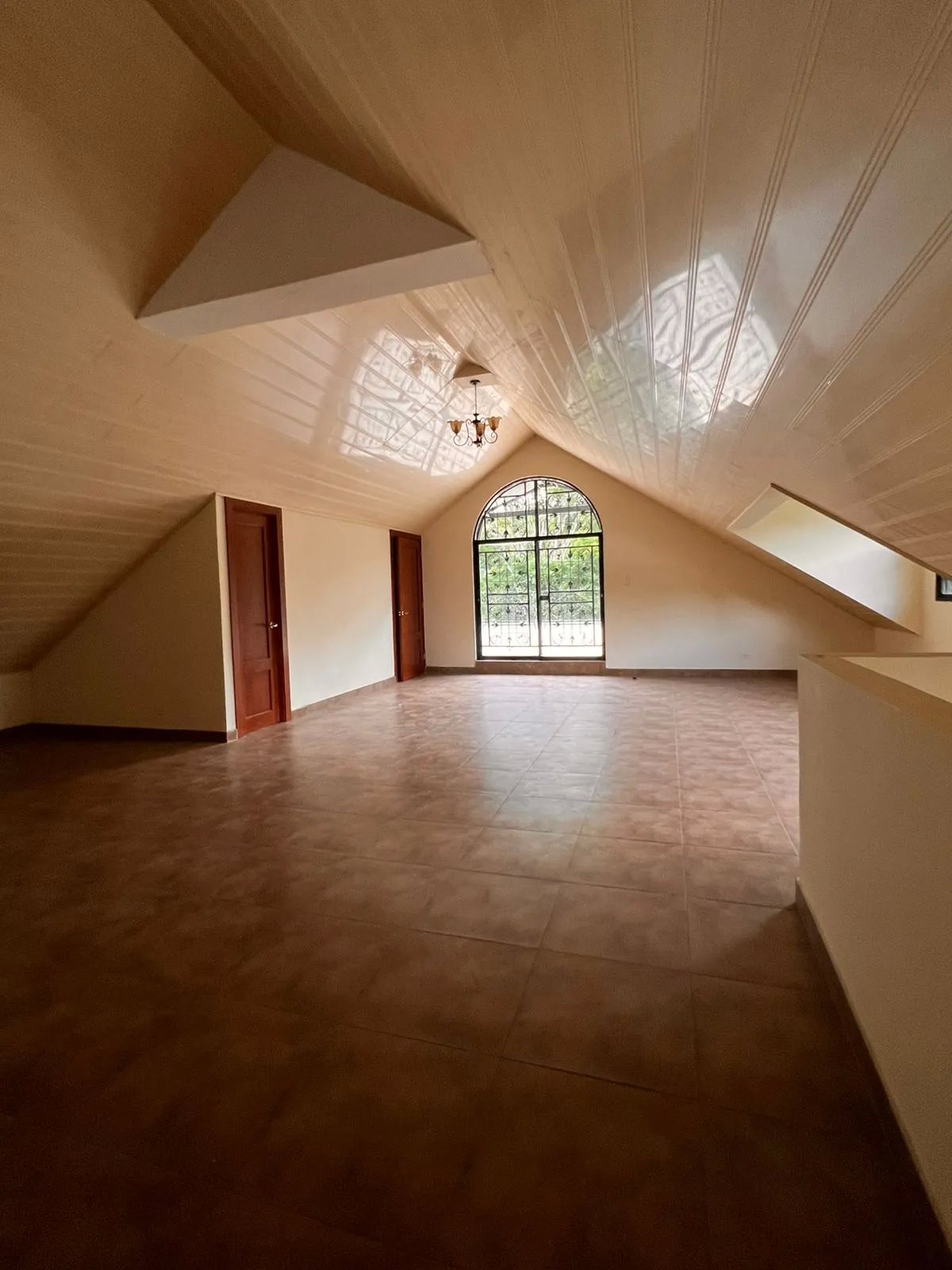 House for sale in allbrook, Ancon