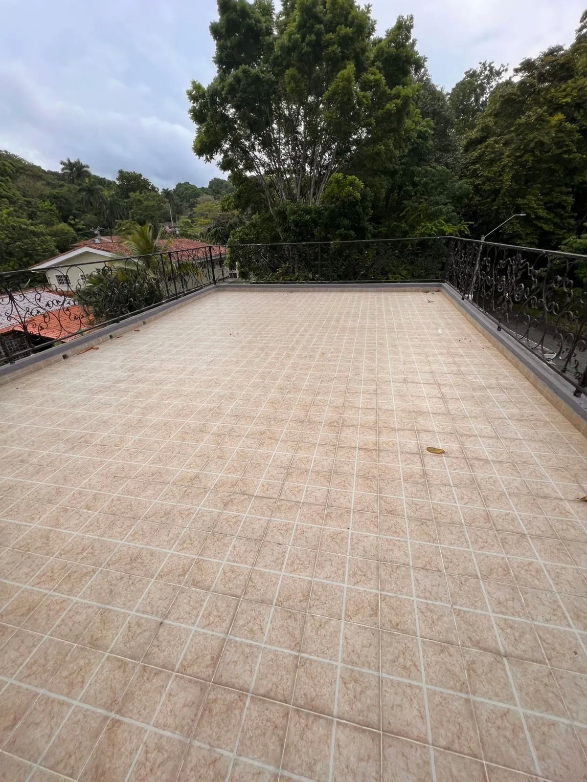 House for sale in allbrook, Ancon