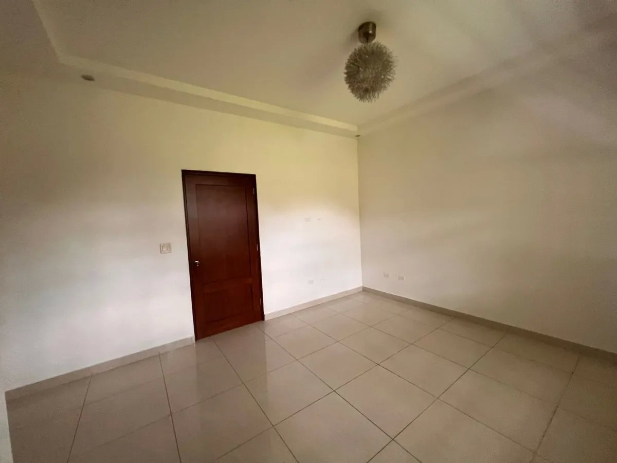 House for sale in allbrook, Ancon