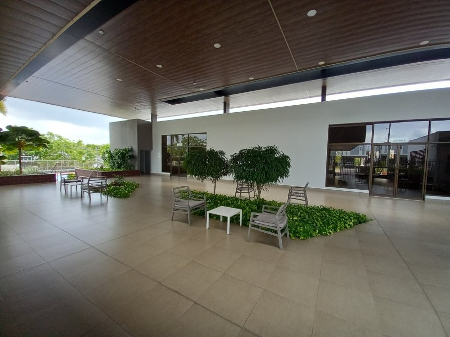 Venta de casa reposeída PH Victoria, Paseo del Norte