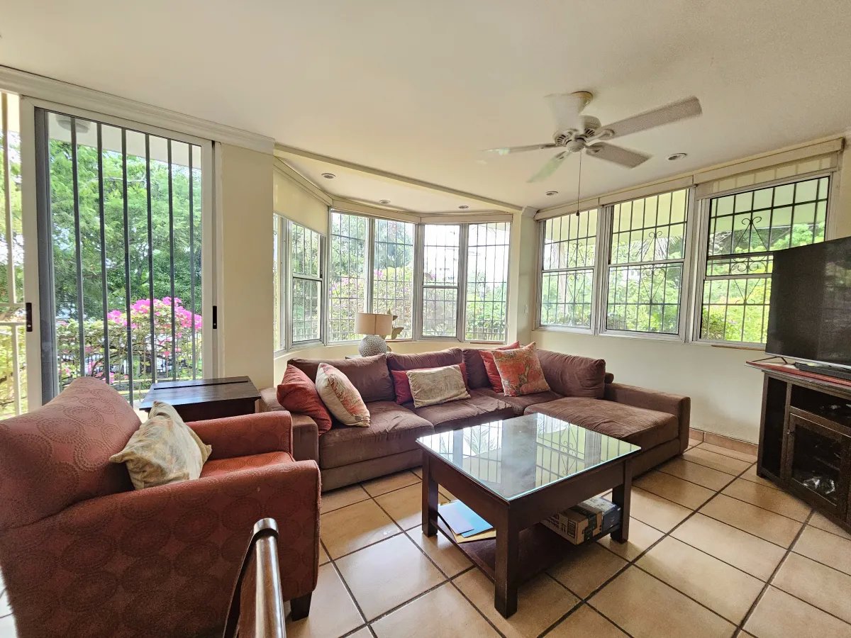 Manufactured Home For Sale in Avenida 6 C Norte