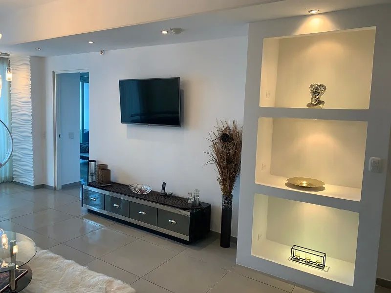 Condominium For Rent in Avenida Balboa