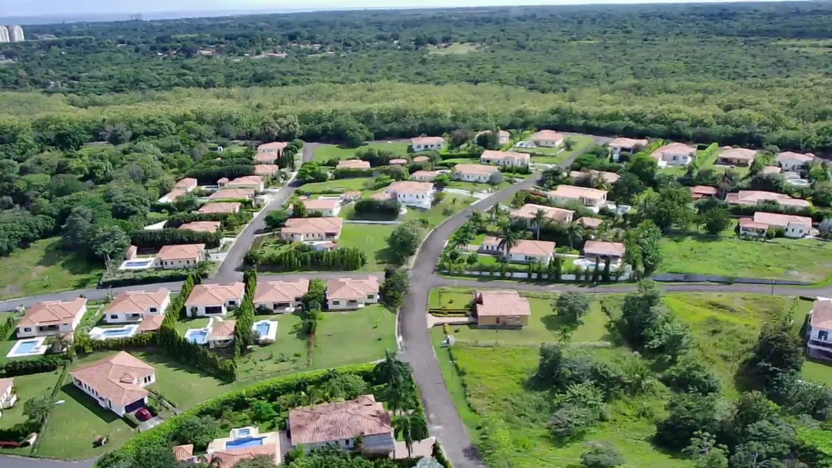 Venta de Casa de Campo y Playa en Hacienda Pacífica, San Carlos 189.02 m2