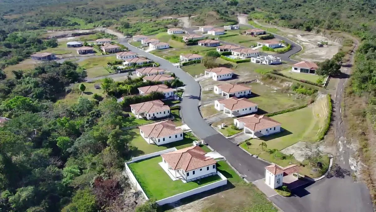 Venta de Casa de Campo y Playa en Hacienda Pacífica, San Carlos 189.02 m2