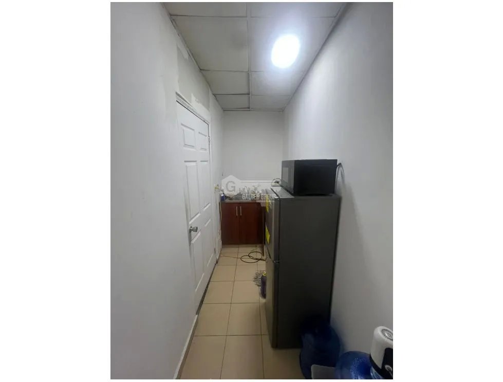 SE ALQUILA GALERA EN COSTA DEL ESTE 35M 1 BAÑO COCINA Y OFICINAS