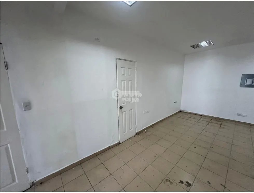 Warehouse for rent in Costa del Este