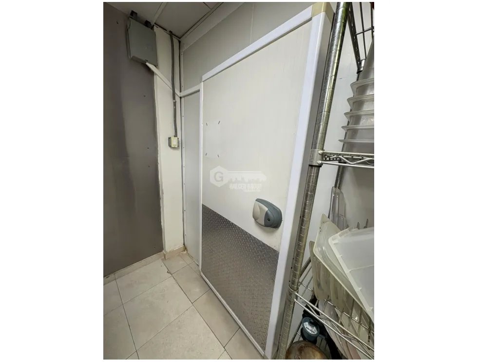 LOCAL COMERCIAL / SAN FRANCISCO / 150M / PLANTA BAJA / COCINA EQUIPADA
