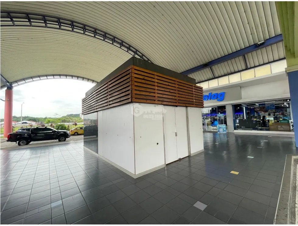 LOCAL COMERCIAL / ALBROOK MALL / 35M / SIN DIVISIONES / PLANTA BAJA