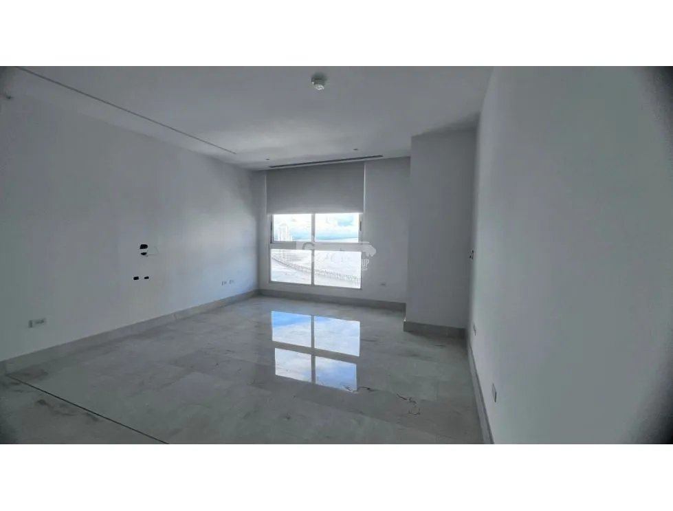 SE VENDE APARTAMENTO EN PH PANORAMA 352 M2 CON  BALCON