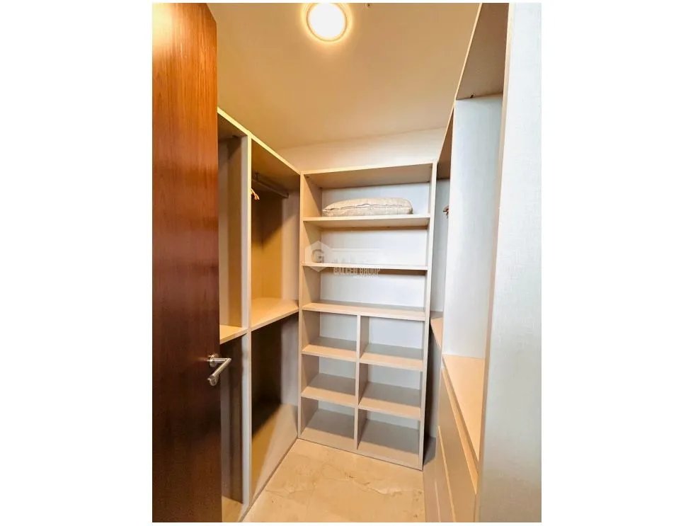 SE VENDE APARTAMENTO EN  PH PANORAMA 192 M2 CON BALCON