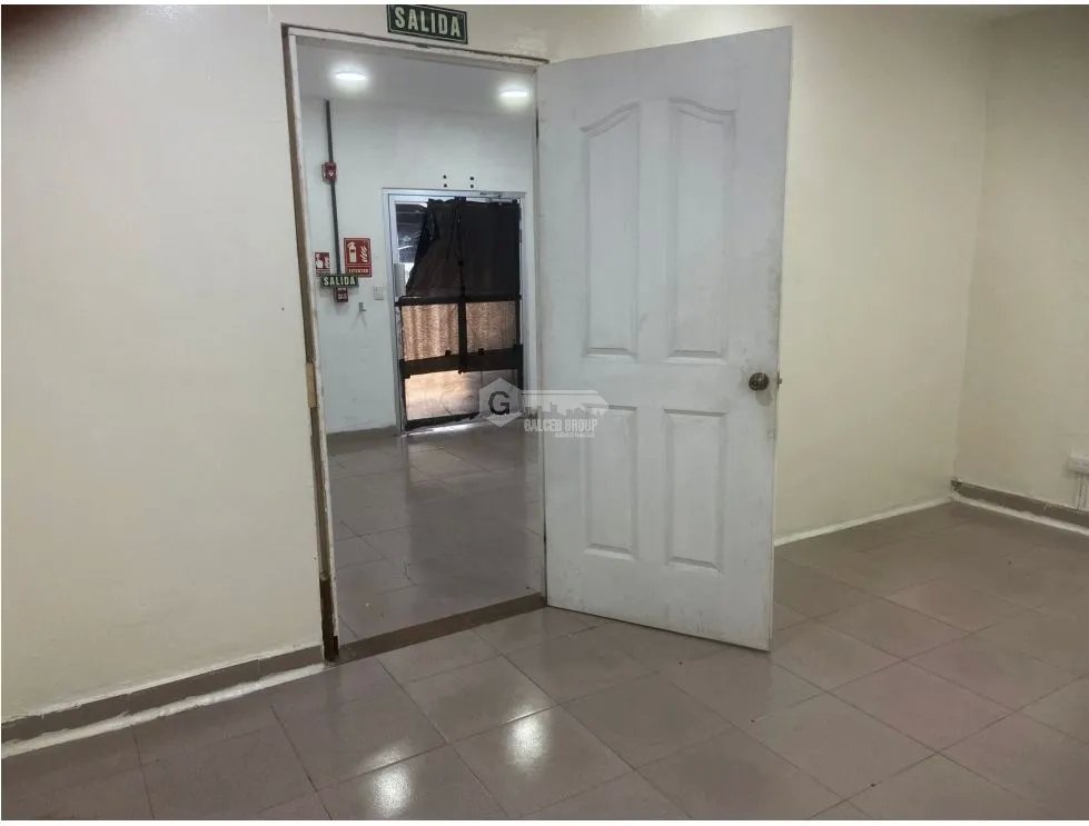 LOCAL COMERCIAL / BETANIA / 60 M2 / VACIO / PLANTA BAJA