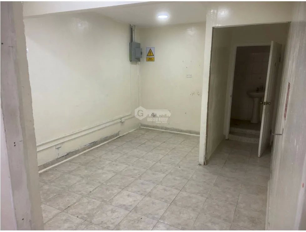 LOCAL COMERCIAL / BETANIA / 60 M2 / VACIO / PLANTA BAJA