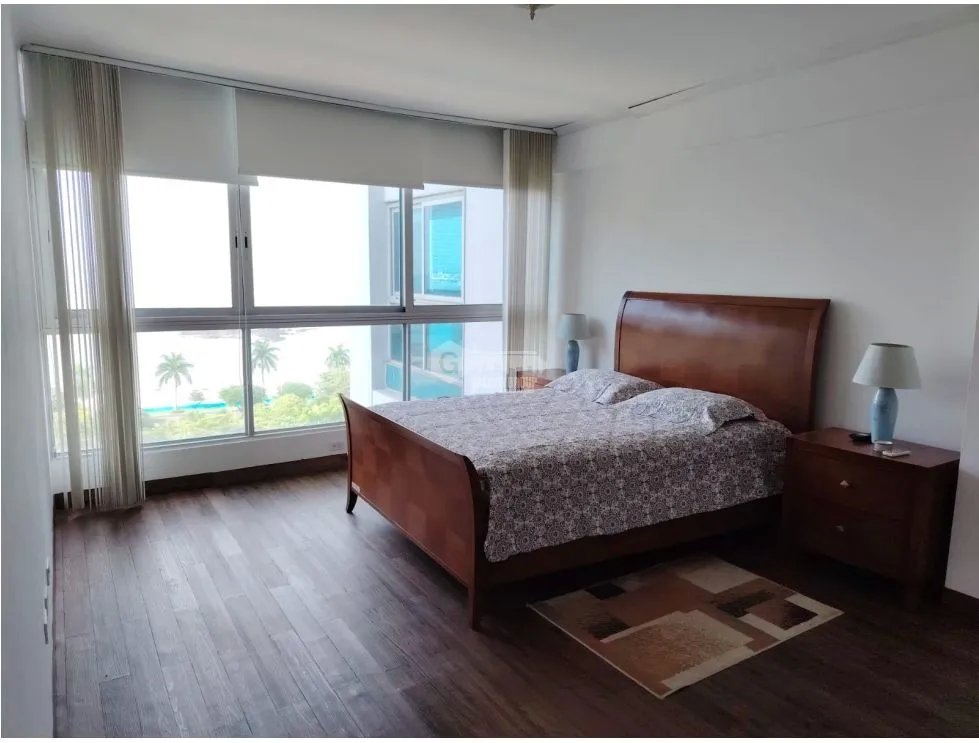 Apartment for rent in Balboa