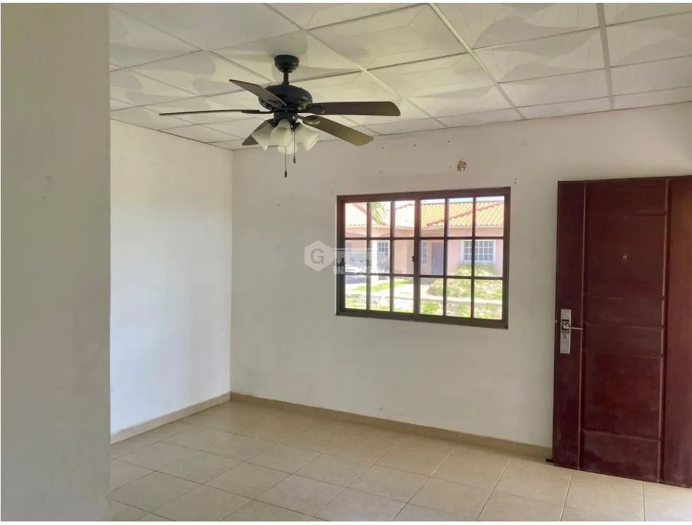 SE VENDE CASA EN COCLE ANTON  374 M2  CON TERRAZA