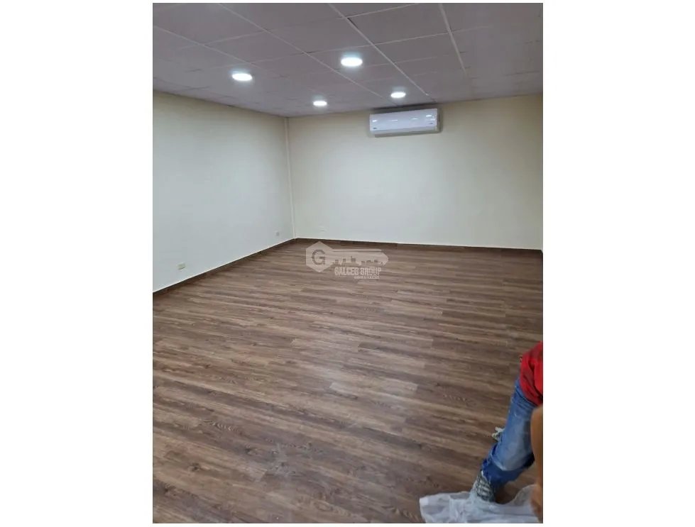 SE ALQUILA LOCAL COMERCIAL EN  SAN FRANCISCO 140 M2  PLANTA BAJA