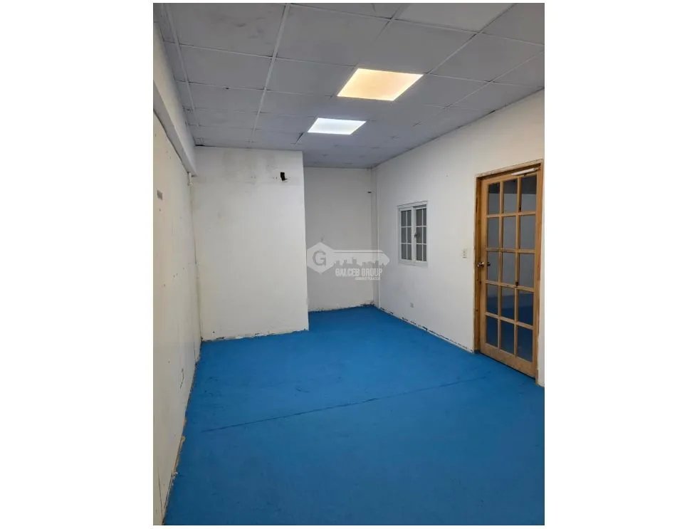 SE ALQUILA GALERA 325 M2 EN JUAN DIAZ PLANTA BAJA
