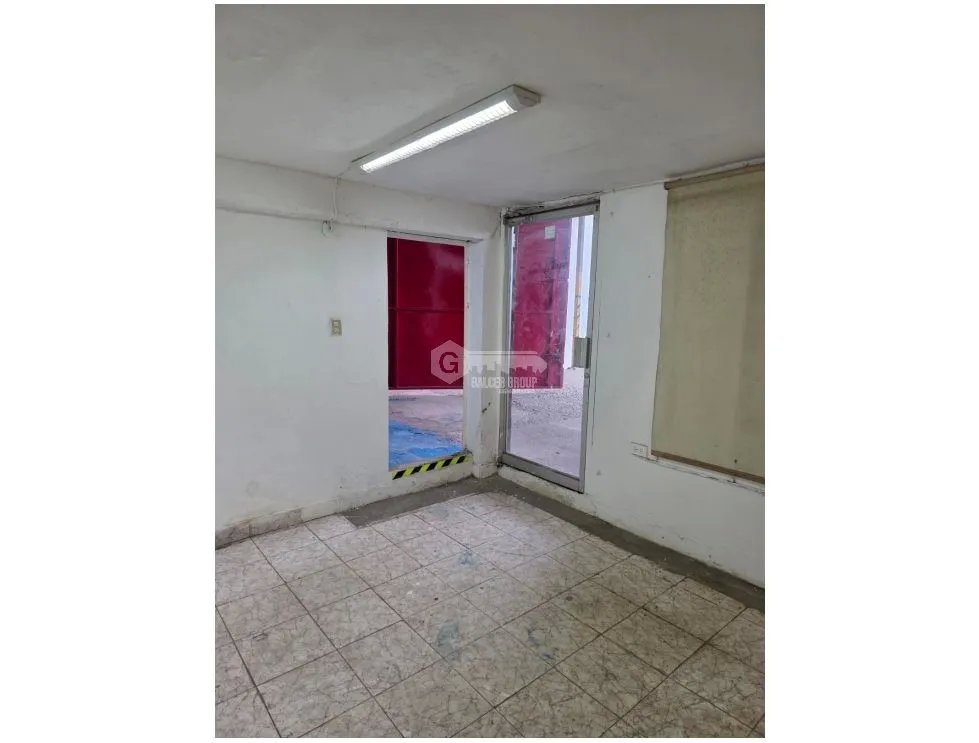 SE ALQUILA GALERA 325 M2 EN JUAN DIAZ PLANTA BAJA