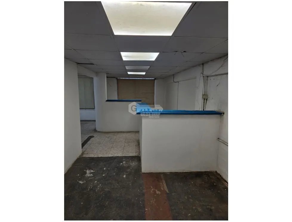 SE ALQUILA GALERA 325 M2 EN JUAN DIAZ PLANTA BAJA