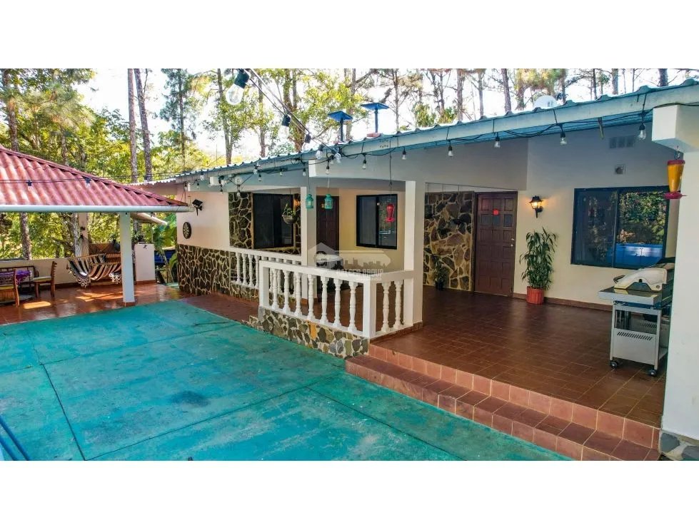 Single Family House for sale in 24 de Diciembre