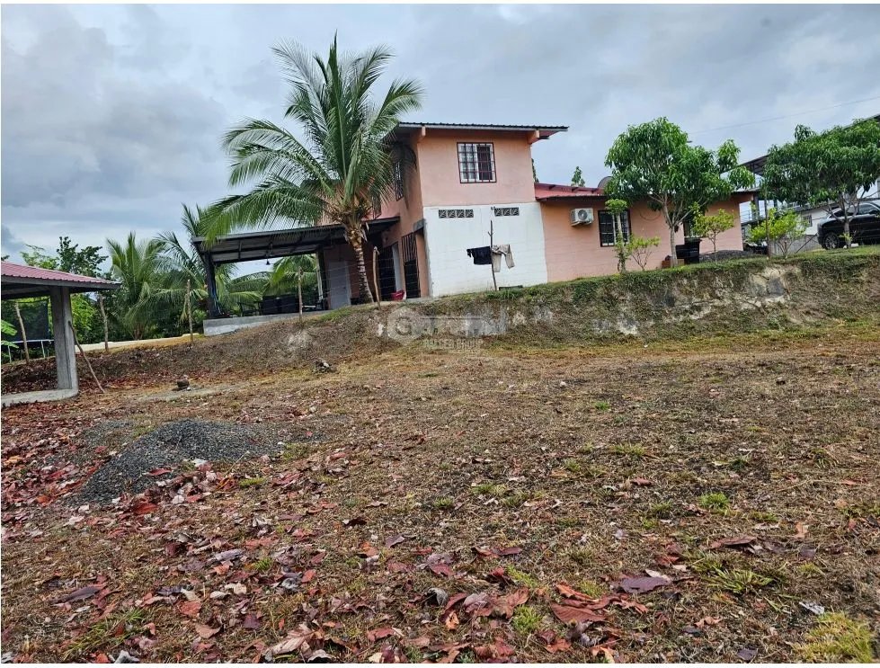 SE VENDE TERRENO EN  SAN CARLOS 771 M2 CON ARBOLES FRUTALES