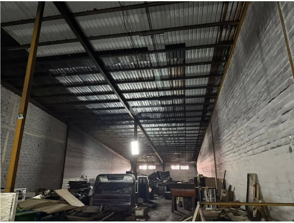 Warehouse for sale in Zona Libre