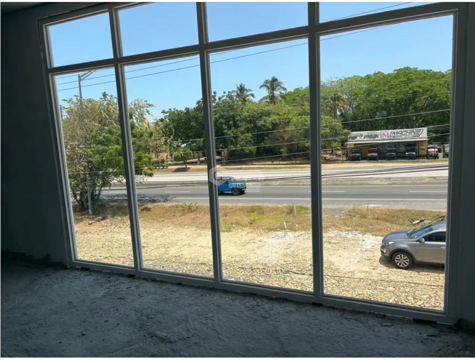 SE VENDE LOCAL COMERCIAL EN SAN JOSE 988 12 PARKING VIA INTERAMERICANA