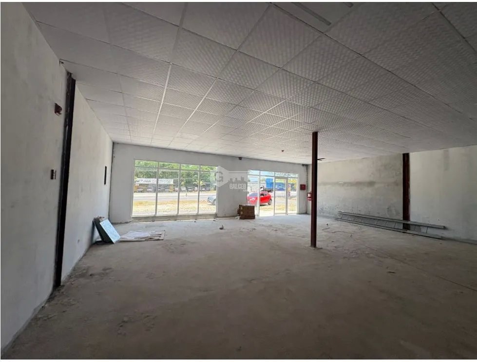 SE VENDE LOCAL COMERCIAL EN SAN JOSE 988 12 PARKING VIA INTERAMERICANA