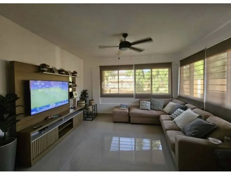 SE VENDE CASA EN CAPIRA 1000 M2 CON PISCINA