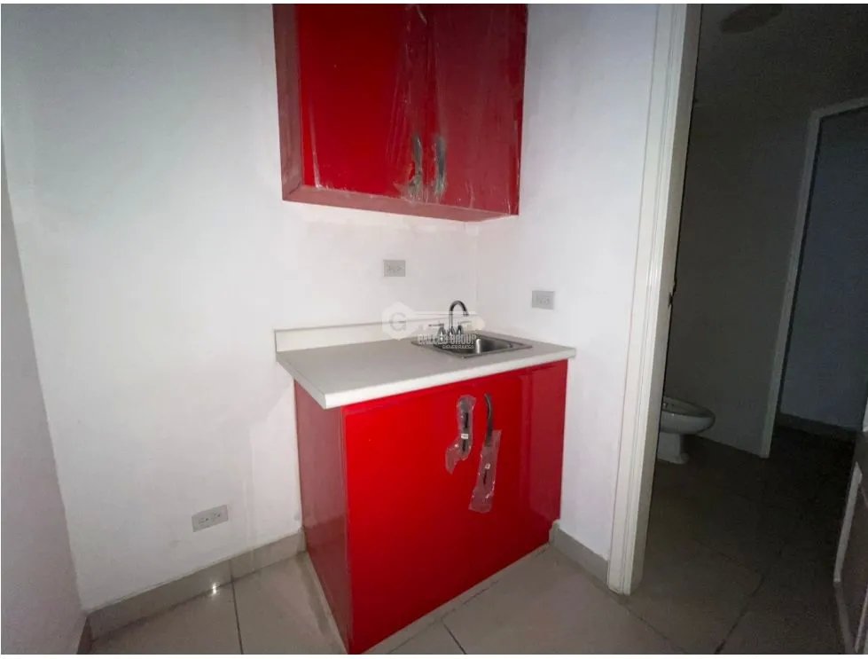 BELLA VISTA / PLAZA COWES / 200M / 1 BAÑO / COCINA  / PLANTA BAJA