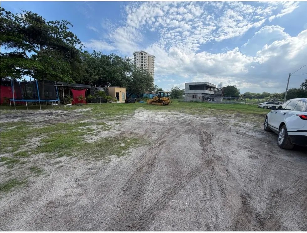 SE VENDE TERRENO EN GORGONA PLAYA MALIBU 554M A 1 MINUTO LA PLAYA RR
