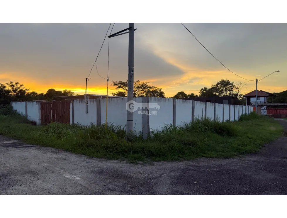 SE VENDE TERRENO EN GORGONA PLAYA MALIBÚ  CON MURO PERIMETRAL