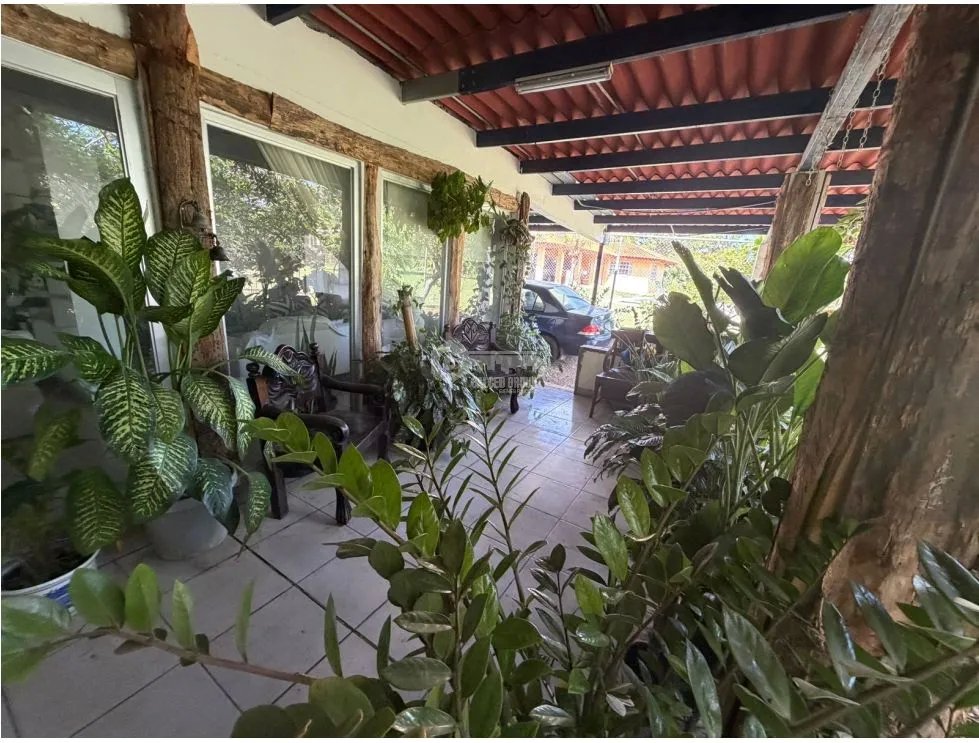 SE VENDE CASA EN CORONADO 1500M 5 HABITACIONES A PASOS DE LA PLAYA