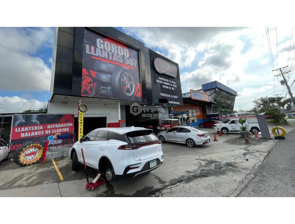 SE VENDE CENTRO AUTOMOTRIZ 400M EN VILLA LUCRE VIA PRINCIPAL