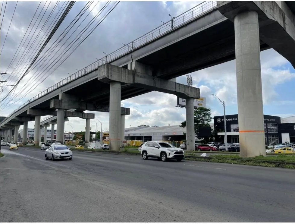 SE VENDE TALLER OPERATIVO 350M VIA PRINCIPAL MECANICA Y CHAPISTERÍA